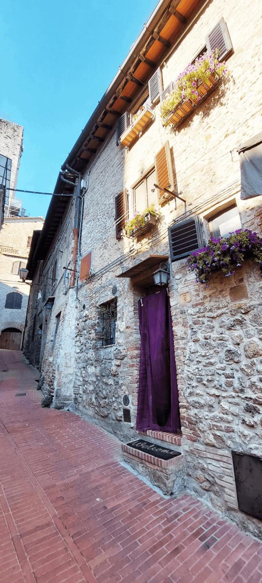 Casa Nel Centro Storico Apartment San Gimignano Exterior photo